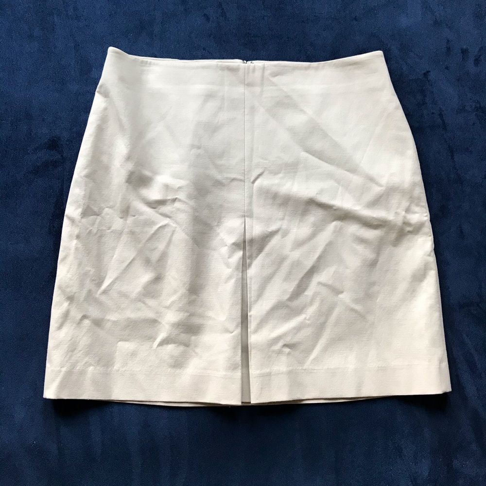 ANN TAYLOR CREAM SKIRT‎